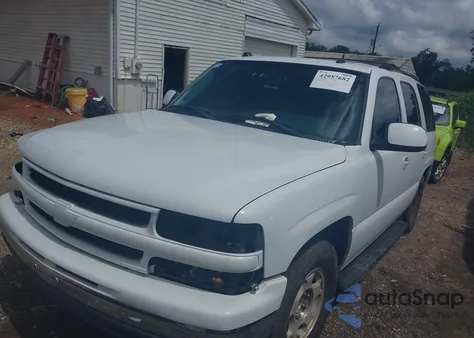 2004 Chevrolet Tahoe Lt z USA, uszkodzony, nr VIN 1GNEC13Z14R211682